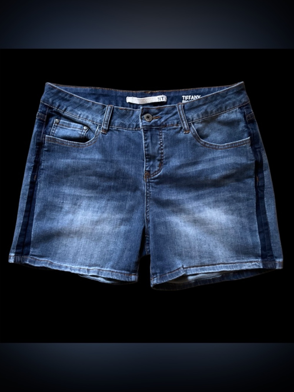 !it jeans Women's Blue Denim Jean Shorts with Side Stripe